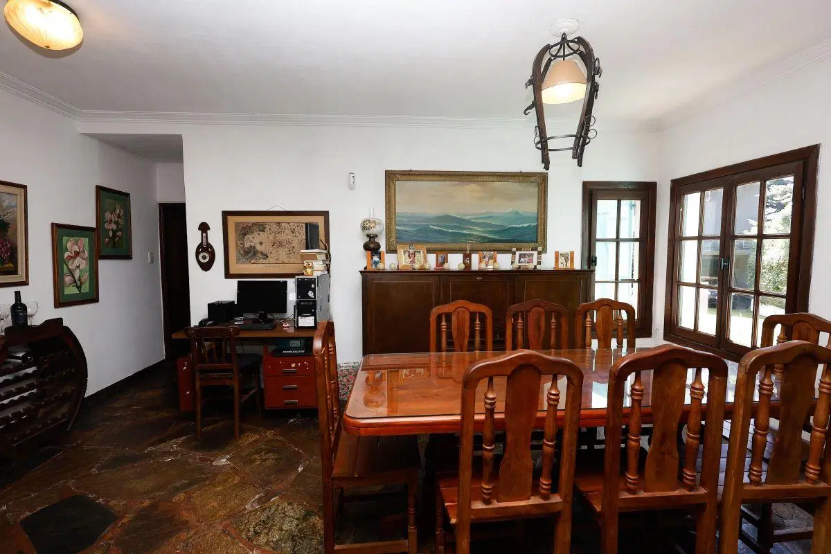 VENDO EXCELENTE PROPIEDAD! ZONA PARQUE BICENTENARIO 4