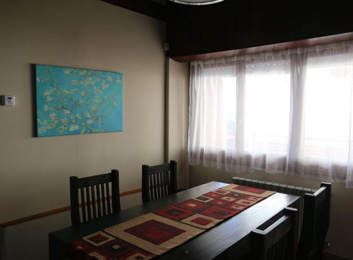 Departamento en alquiler temporario de 2 dormitorios c/ cochera en San Carlos 5