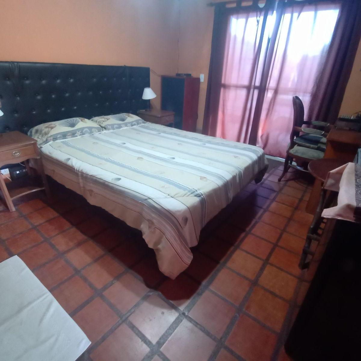 Chalet en Venta de 4 Dorm. en Santa Clara del Mar 2