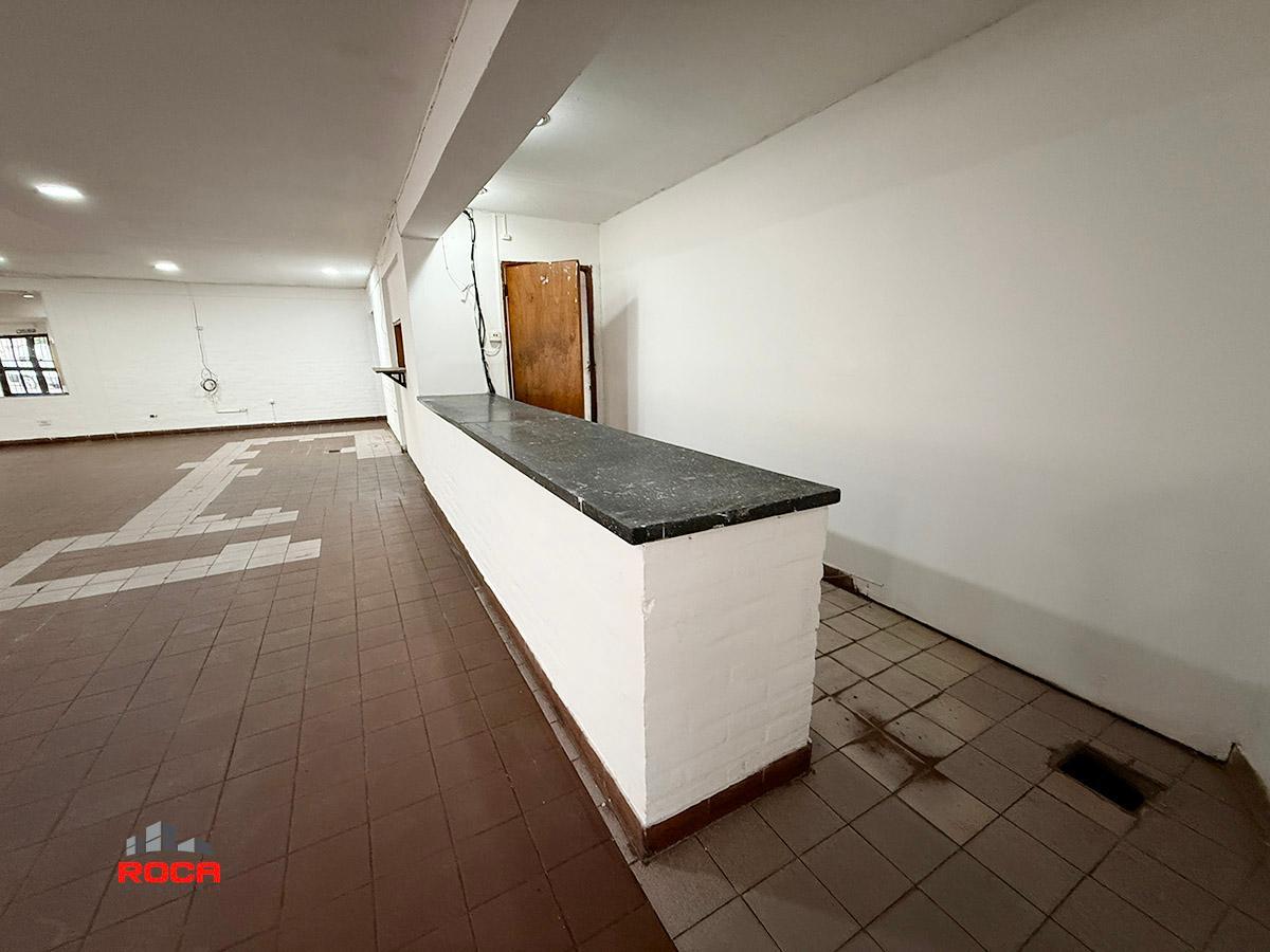 Excelente Local Comercial en Venta en Av Parroco Marshke, Jujuy 1