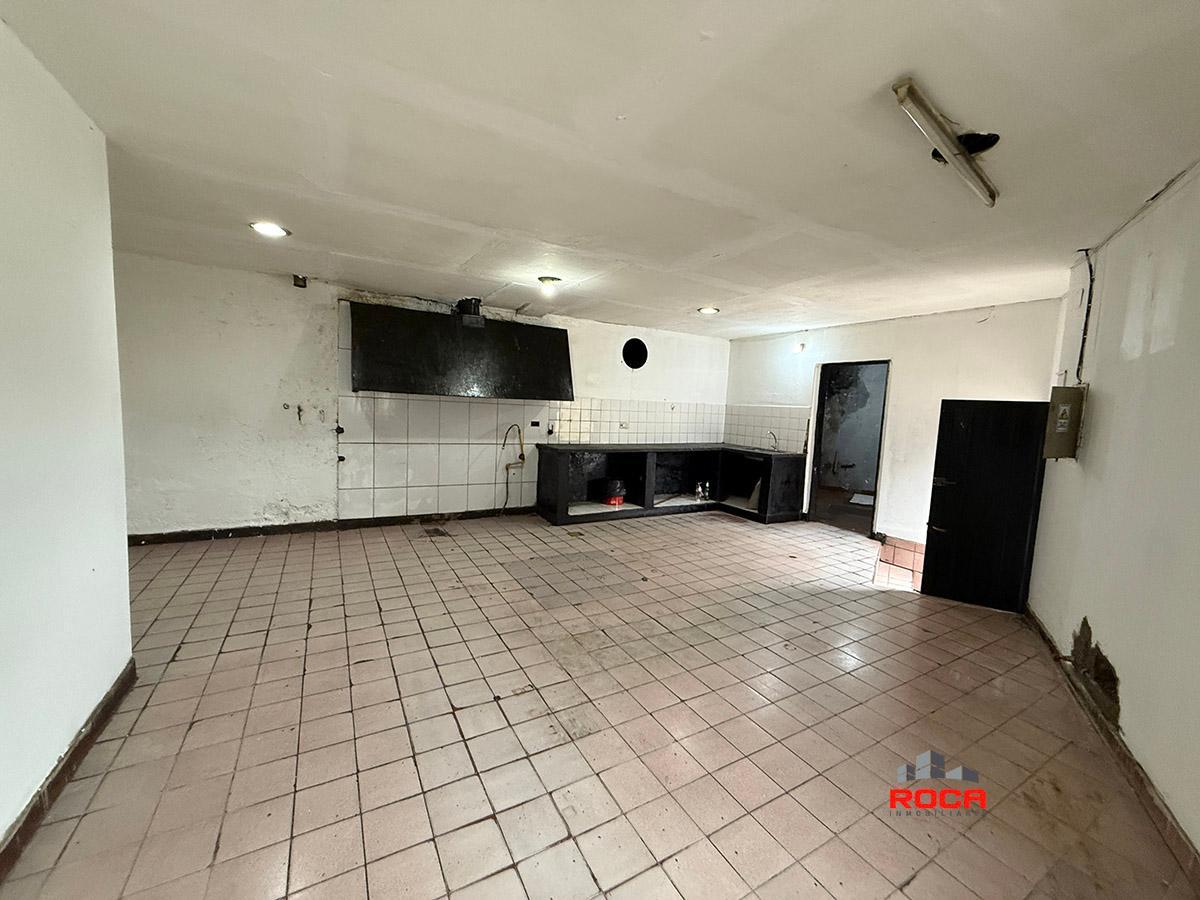 Excelente Local Comercial en Venta en Av Parroco Marshke, Jujuy 4