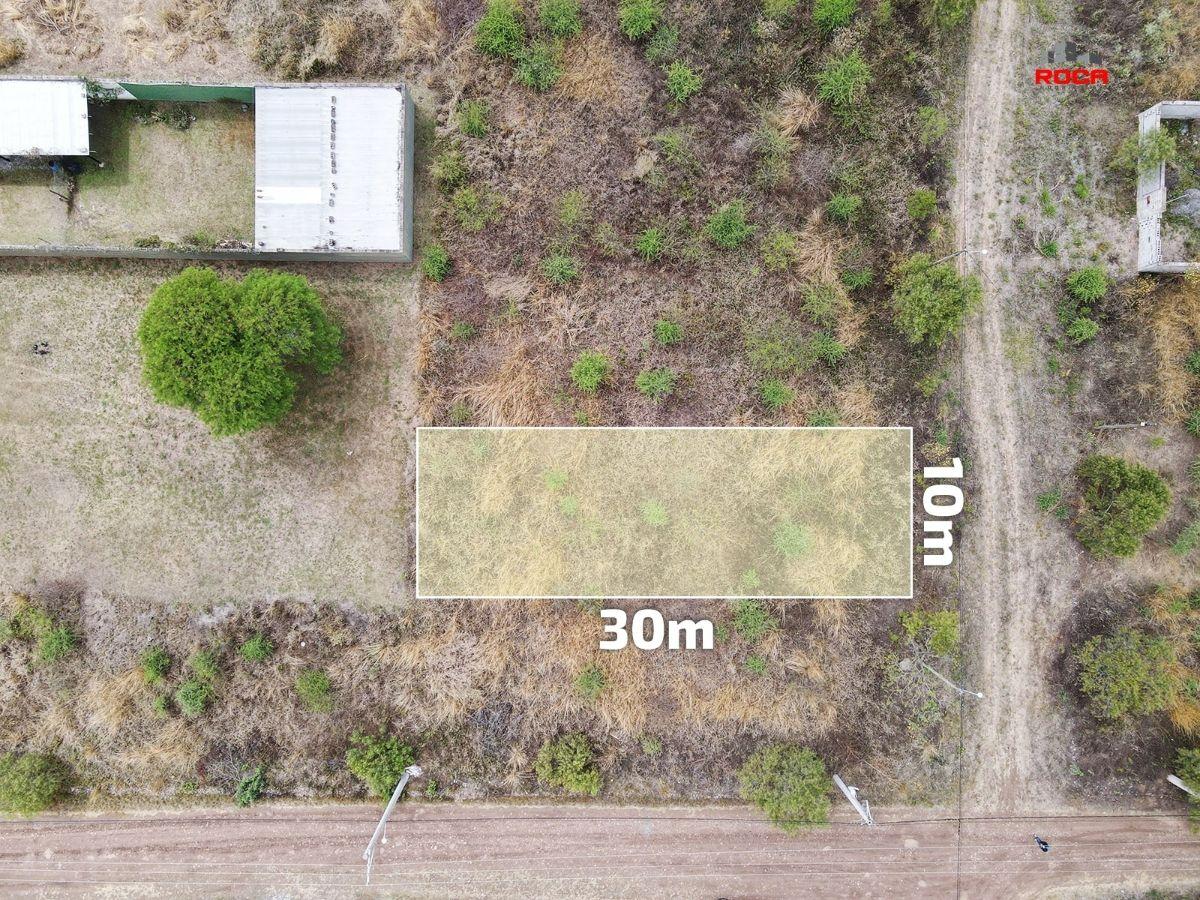 Foto de Terreno / Lote en venta de 300m2 ubicado en Otros Barrios, imagen 4