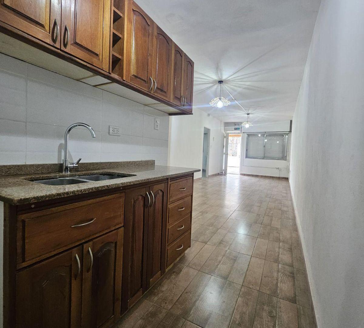 Foto de ALQUILER CASA 2 DORMIT Tu Próximo Hogar te Está Esperando en Neuquén Capital, imagen 4