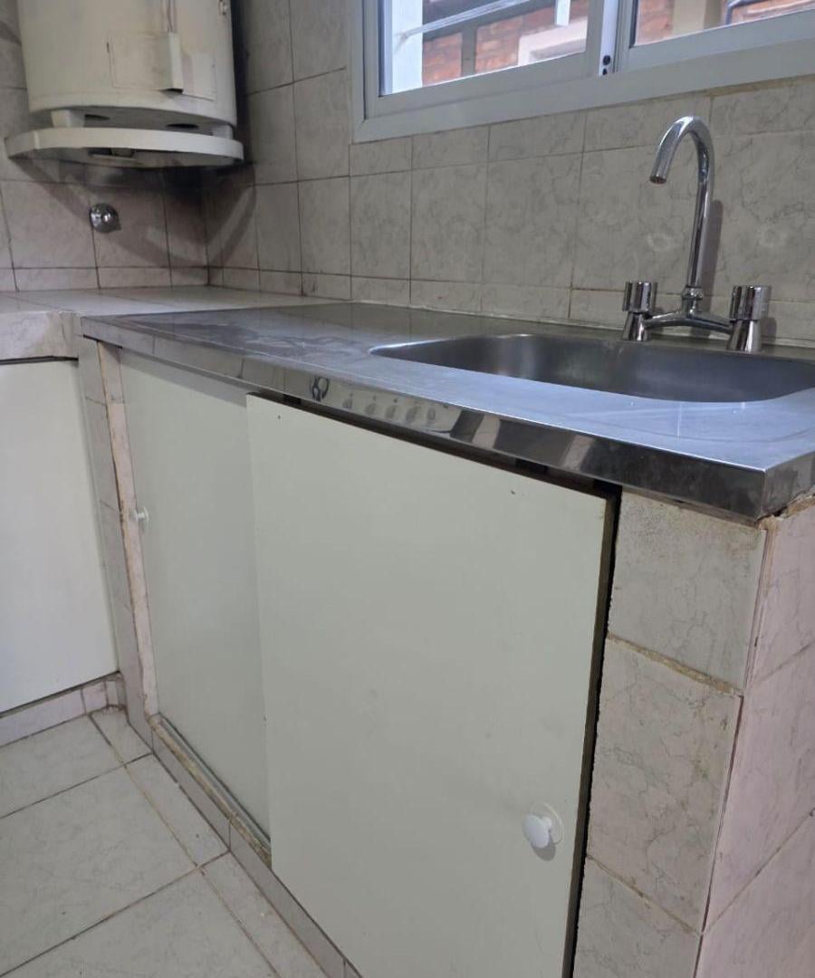 Foto de DPTO 1 DORMITORIO FDEZ ORO ¡ALQUILA! CLAUDIA CH BIENES RAÍCES, imagen 2