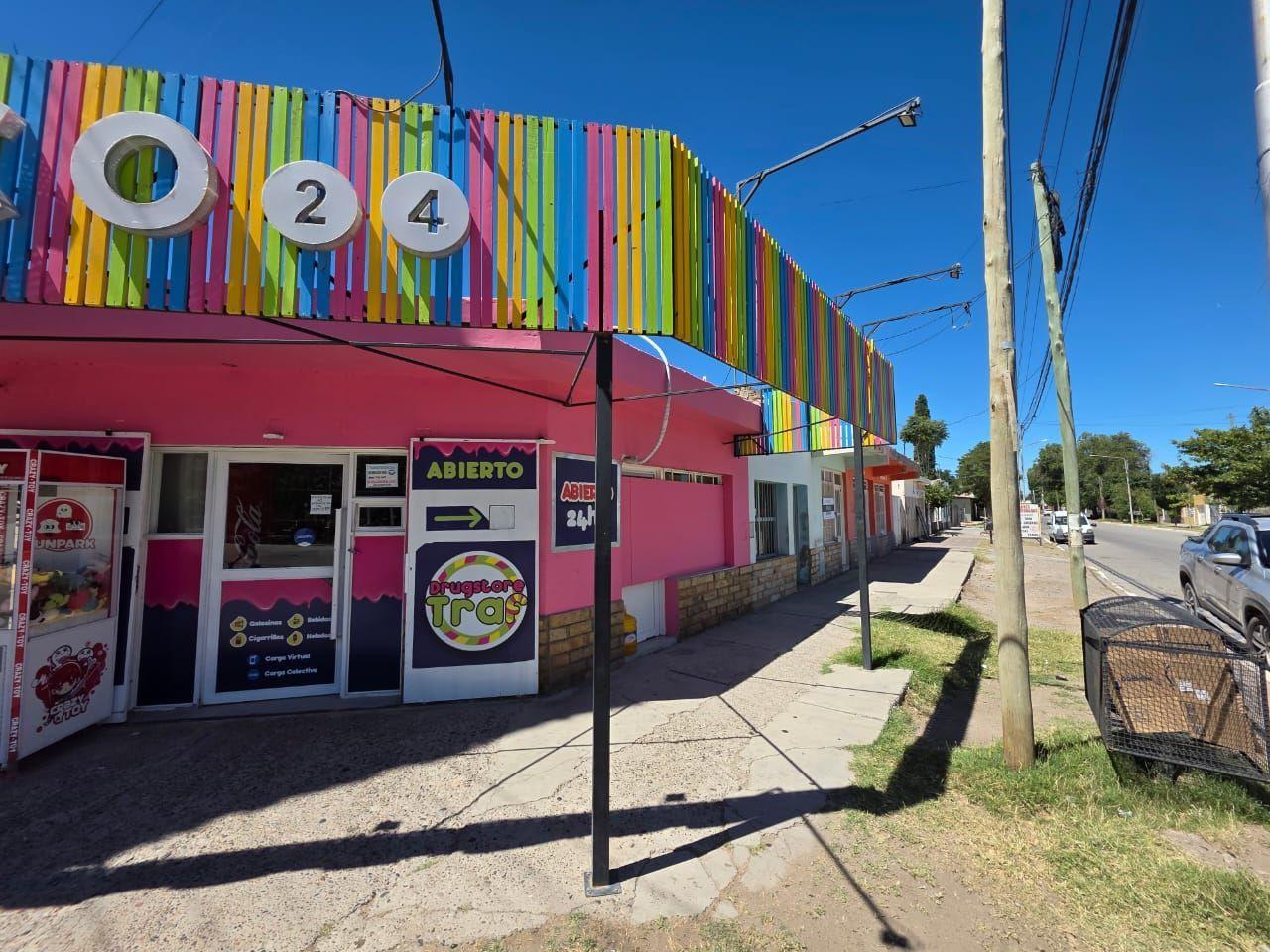 Local . | Batilana al 300