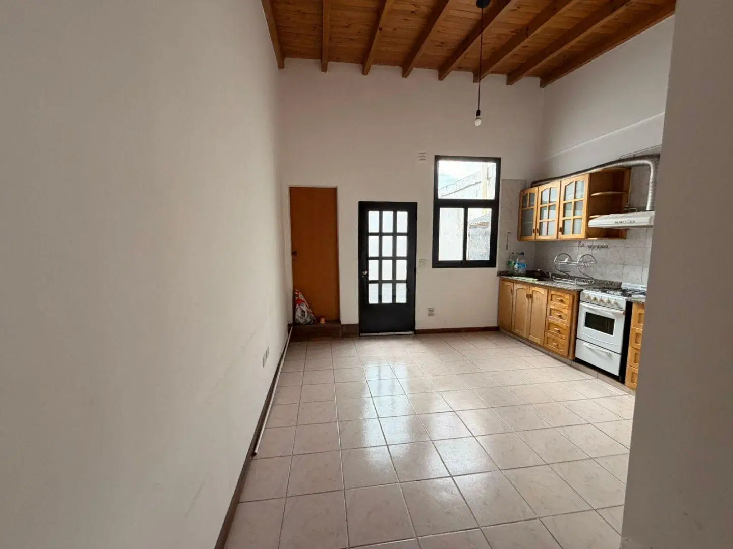 Departamento 2 dormitorios. | San Juan al 1500 5