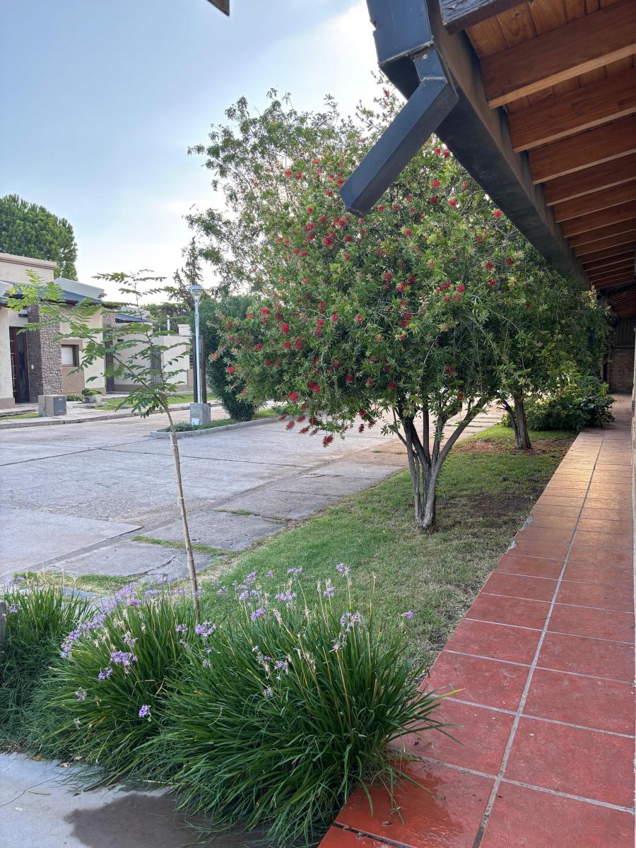 Se Vende Casa con Pileta en Barrio Privado Puyehue 5