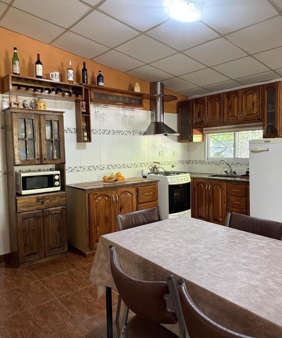Foto de Casa Quinta con pileta en General Alvear - Mza, imagen 1