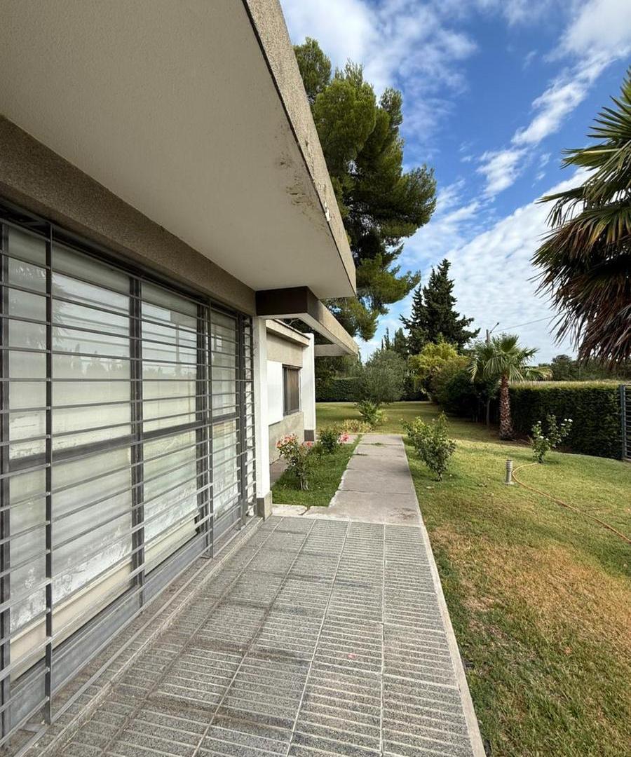 Foto de Propiedad sobre RN143 - Dos casas, pileta, gran parque, imagen 5