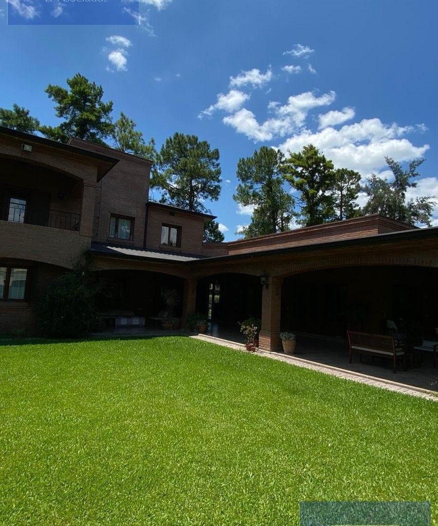 Foto de Casa en venta de 4 dormitorios en Yerba Buena Golf Country Club, imagen 4