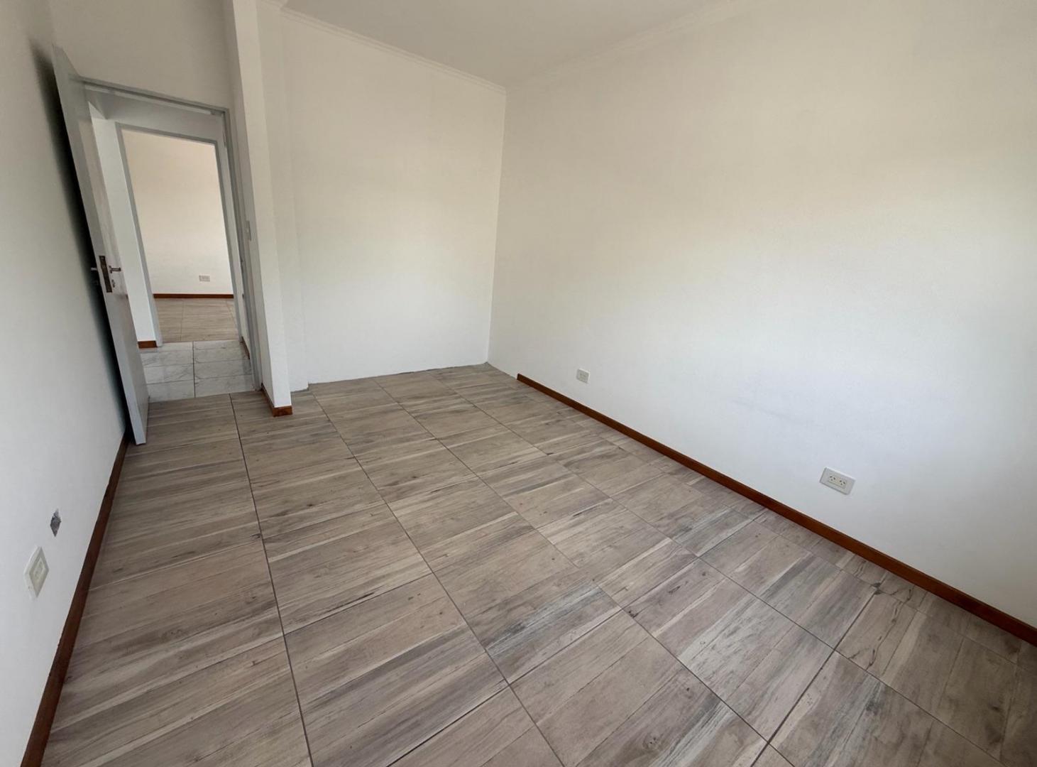 Foto de Departamento en venta c/ cochera en San Miguel, imagen 4