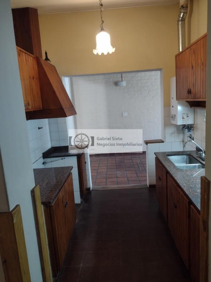 Venta Casa Hermosa en Villa Nueva Gllen 3dorm 2 Bñ Cochera Pasante Techada 5