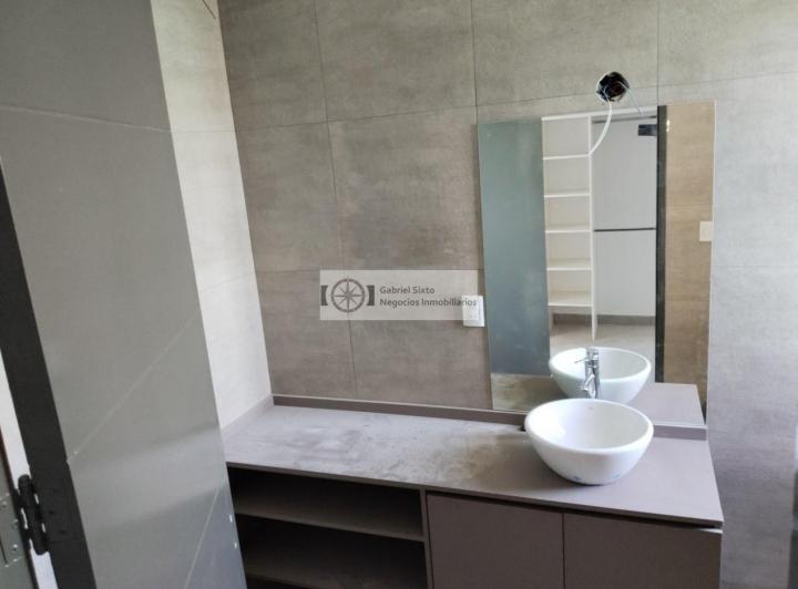 VENTA CASA A ESTRENAR MAIPU B° PRIVADO L LUISA - 3 DORM, COCHERA DOBLE 3 BÑ TODO PLANTA BAJA 5