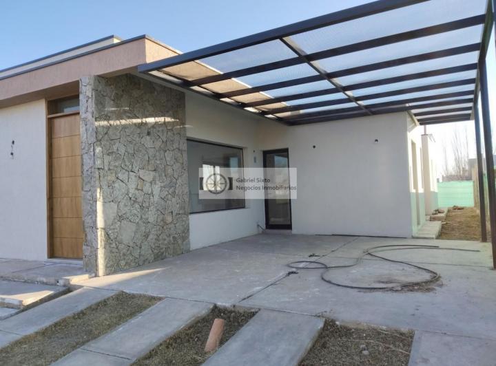 VENTA CASA A ESTRENAR MAIPU B° PRIVADO L LUISA - 3 DORM, COCHERA DOBLE 3 BÑ TODO PLANTA BAJA 5