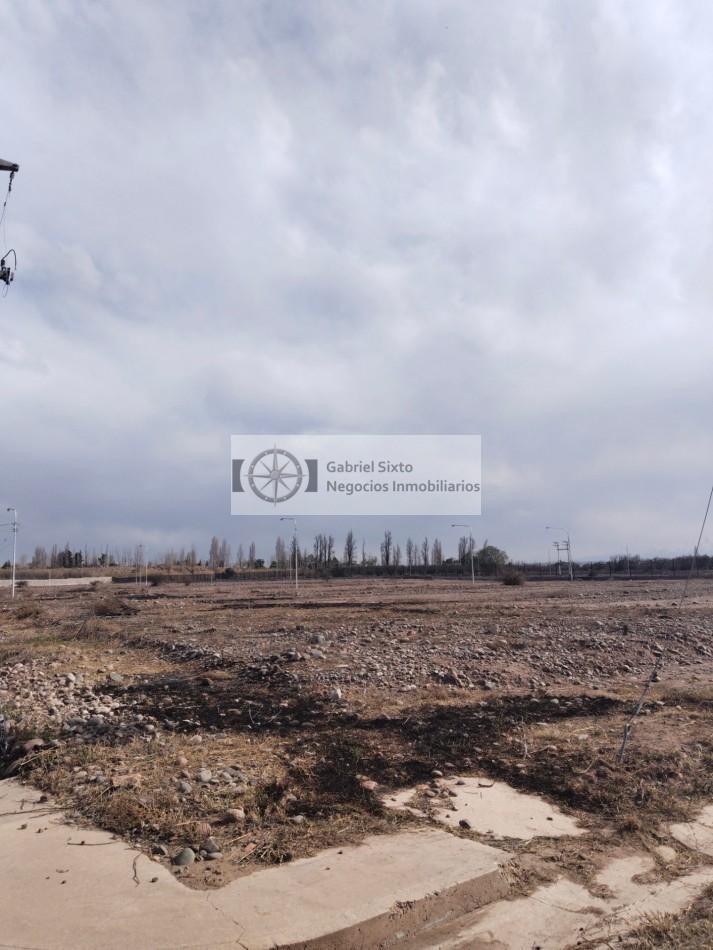 Foto de VENTA LOTE B° PRIVADO ARBEQUINA s/ Calle Cruz Videla Maipu (mts carril, imagen 2