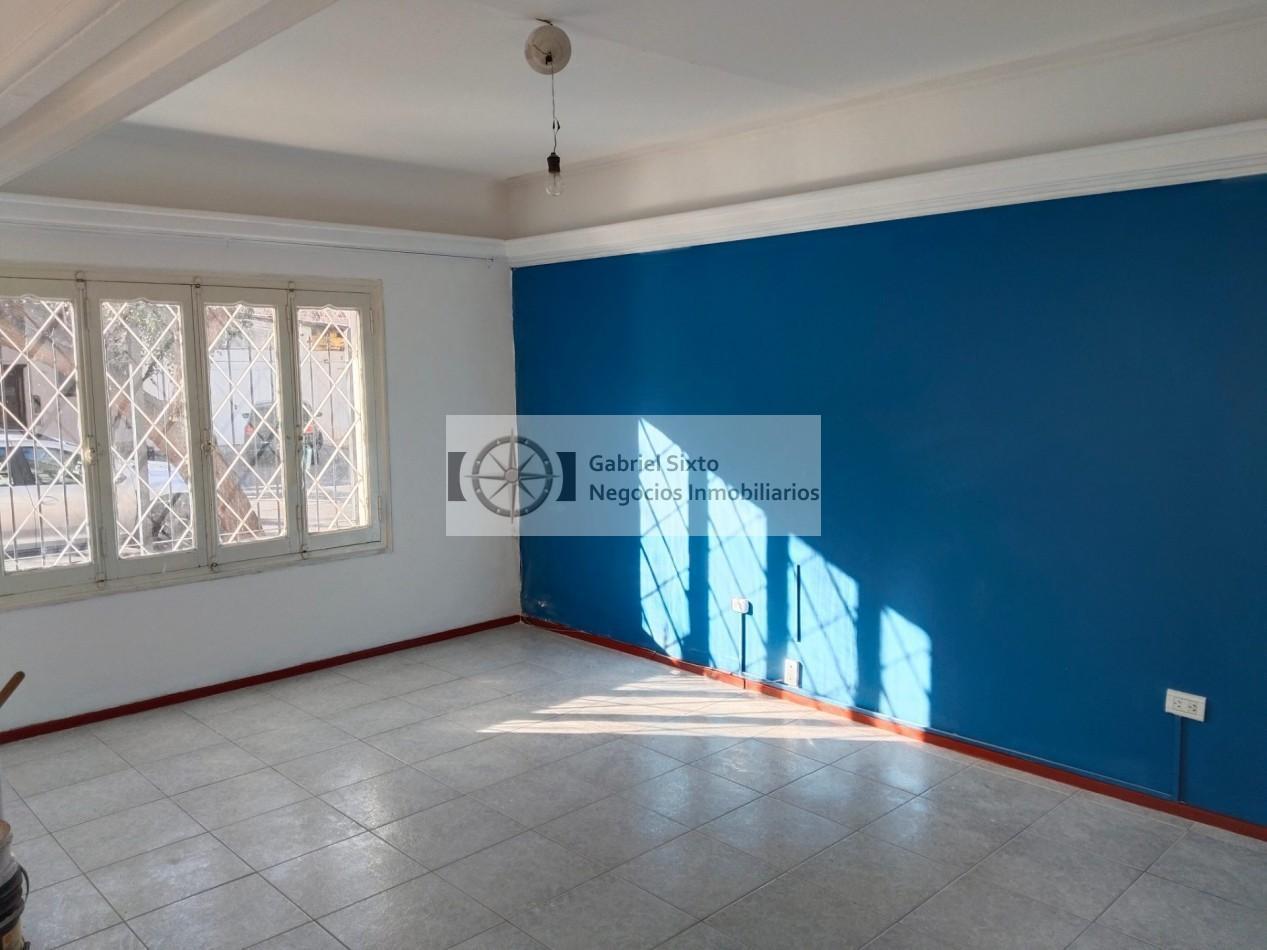 Foto de VENTA PROPIEDAD CIUDAD CALLE RODRIGUEZ CASI MOLDES 3 DORM 2 BÑ, PATIO, imagen 1
