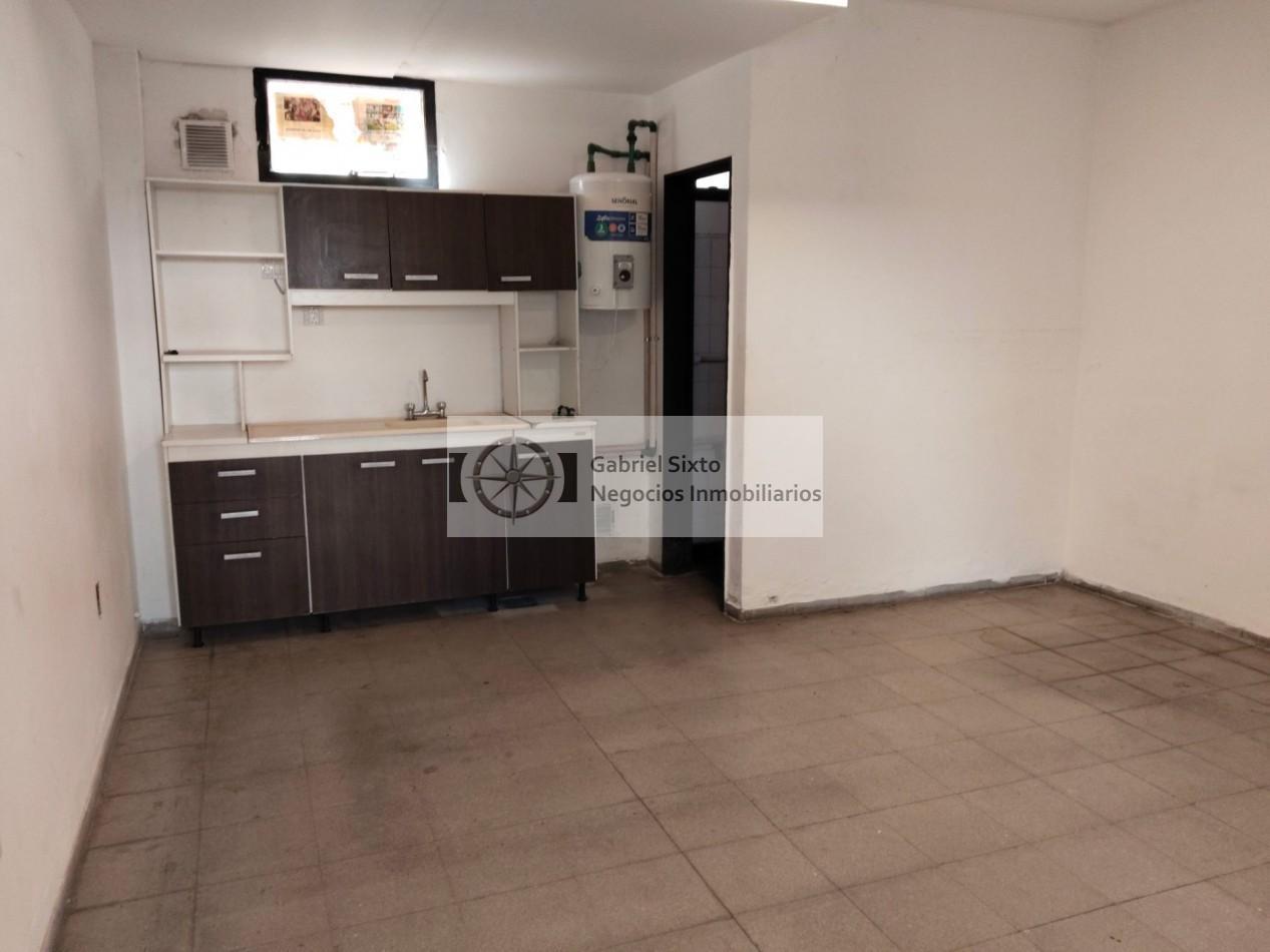 Foto de VENTA LOCAL COMERCIAL SOBRE CALLE SALTA A MTS DE BUENOS AIRES, CIUDAD, imagen 3