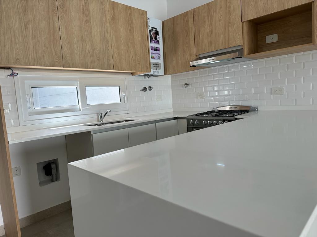 Duplex en Venta de Categoría en Berazategui a Estrenar 1