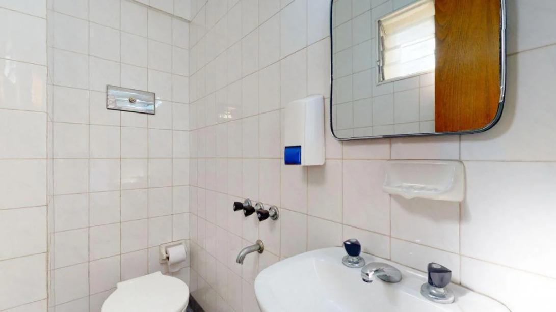 Oficina en Venta en La Plata 2