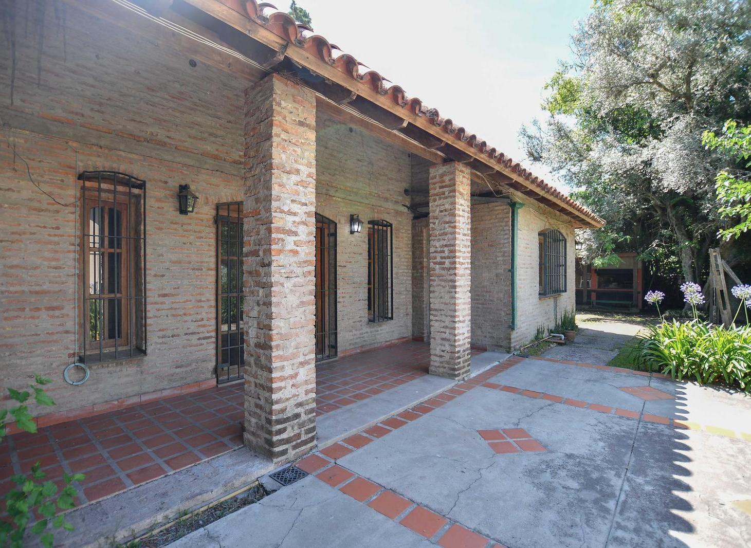 Casa en venta - El Pato
