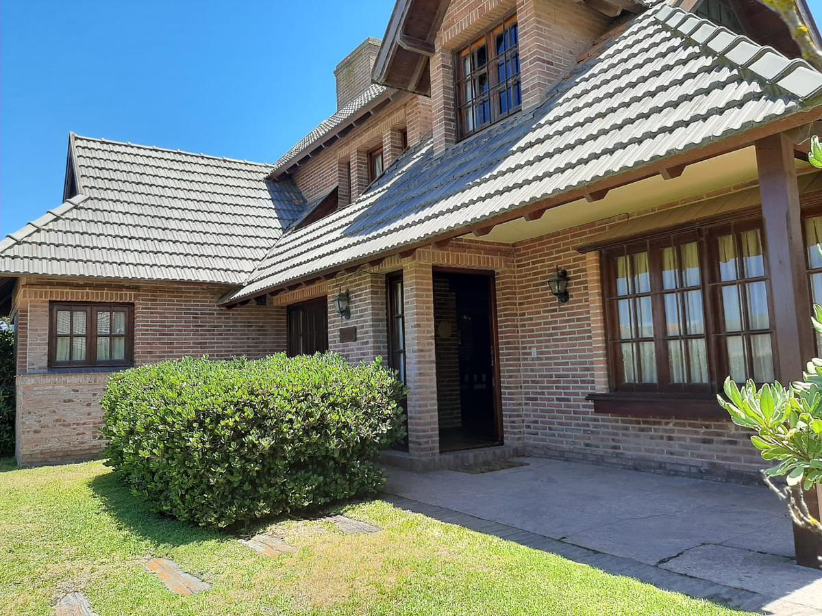 Casa en venta- Pinamar