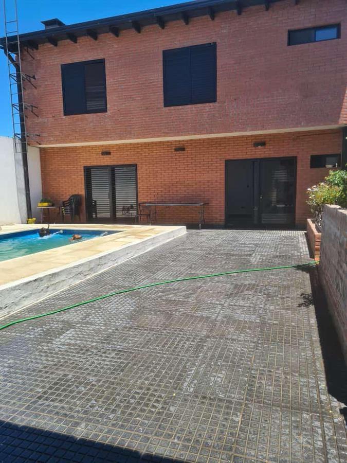 Casa en venta -San Carlos