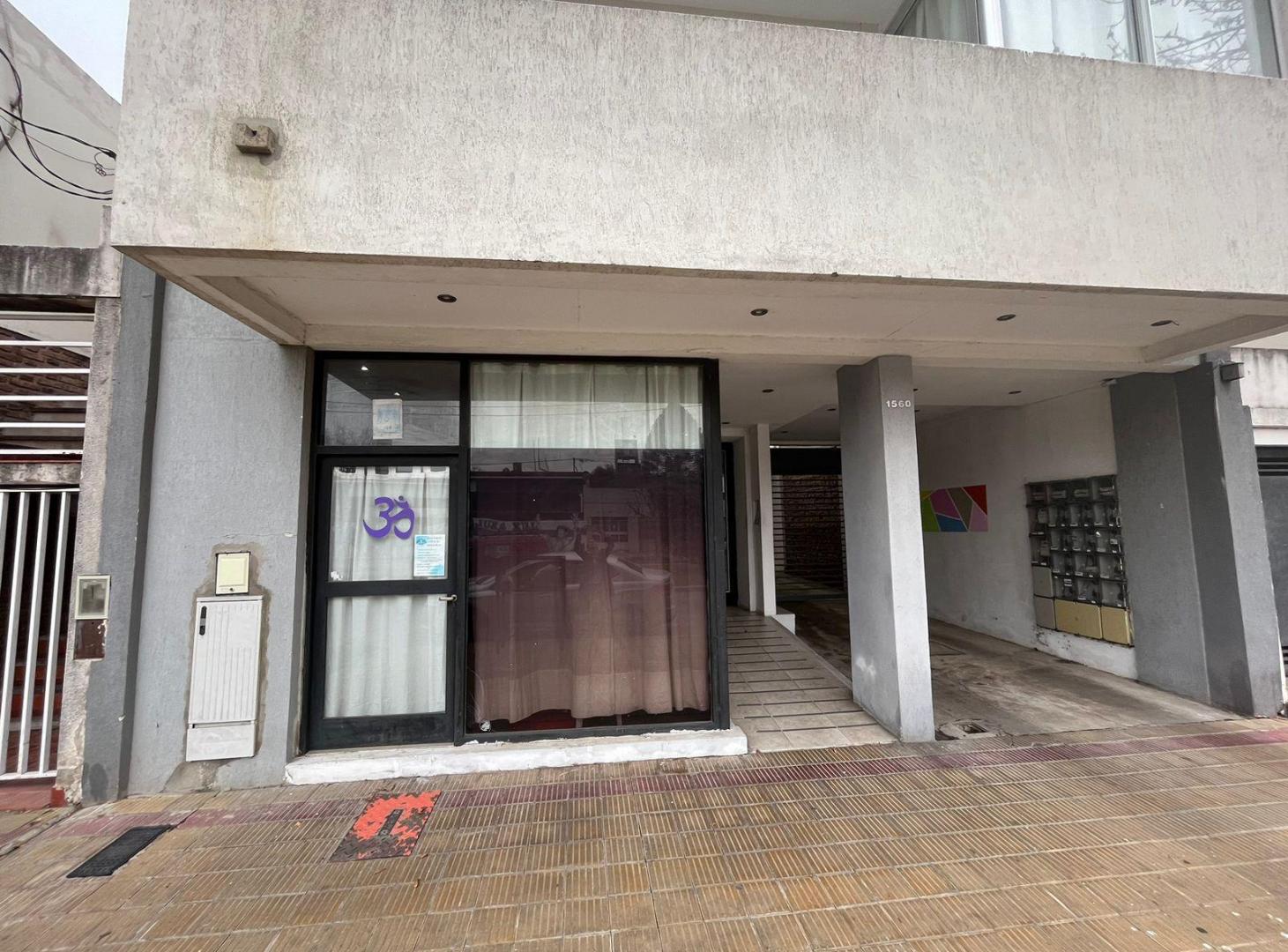 Local en venta - La Plata