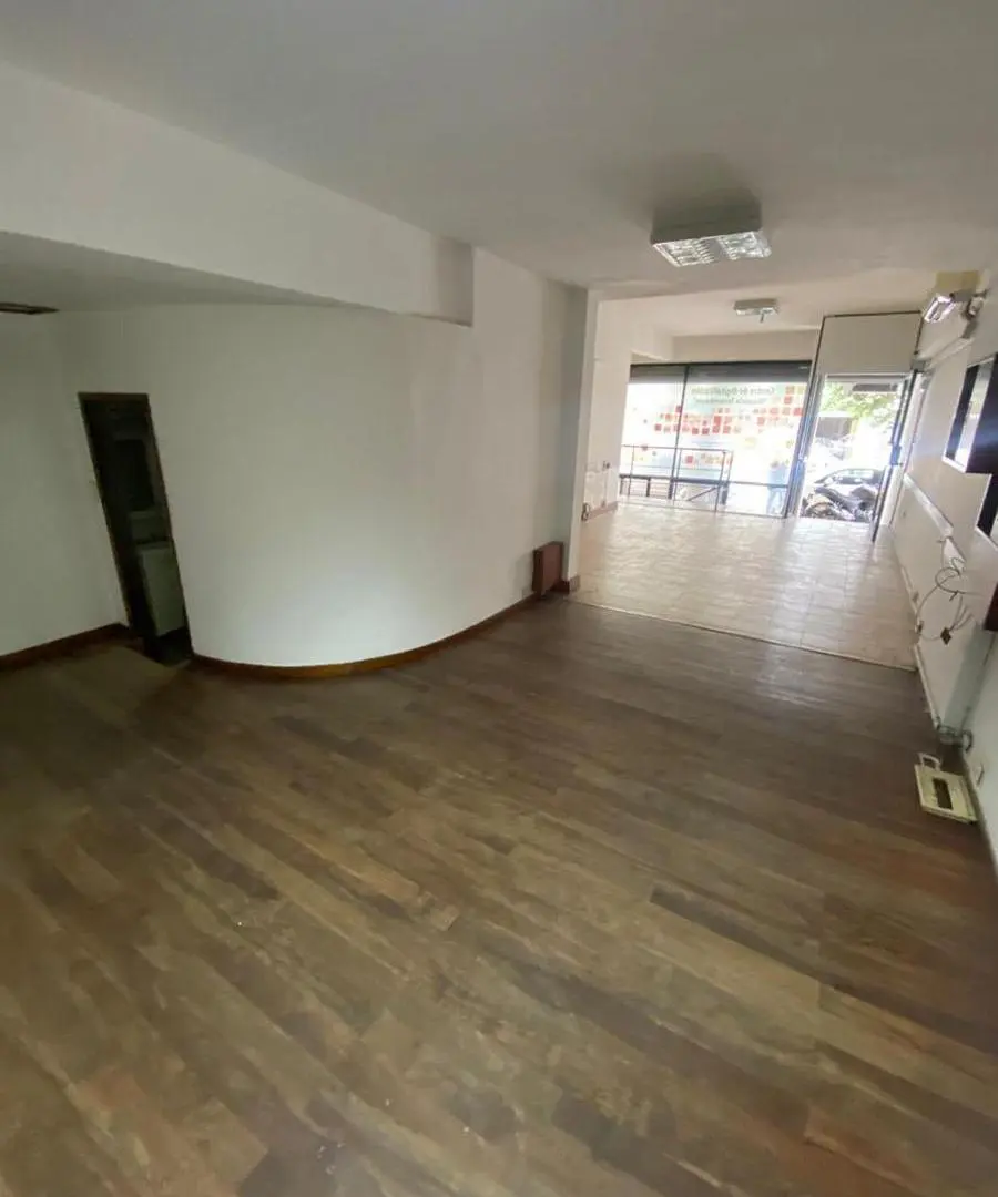 Local en Venta en La Plata 3
