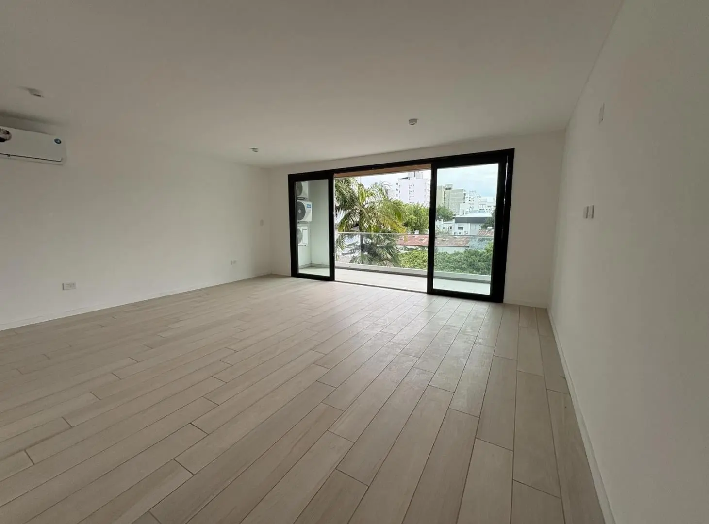 Departamento dos dormitorios en venta La Plata 5