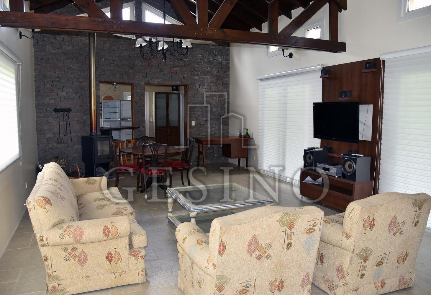 Casa en Campos de Roca