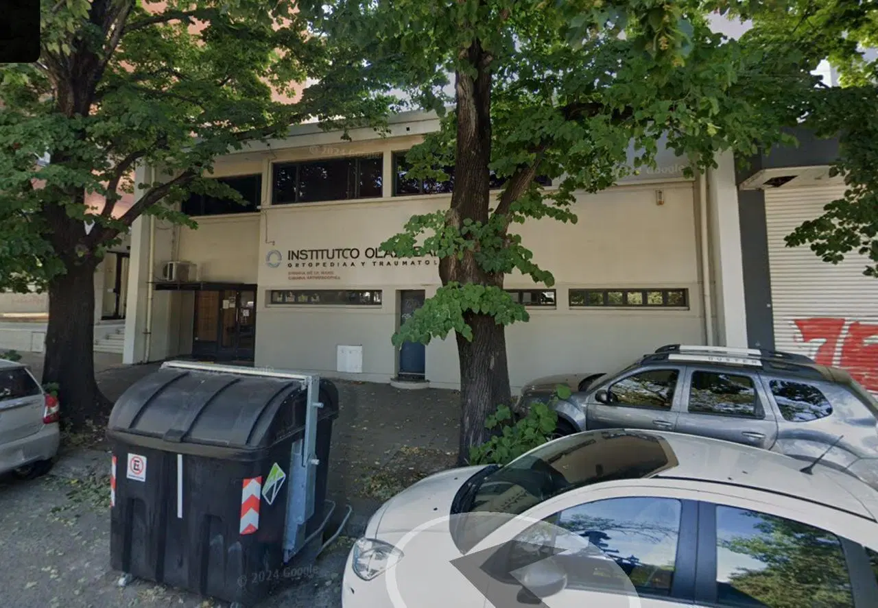 Edificio en Venta en La Plata apto institución - clínica - oficinas 5