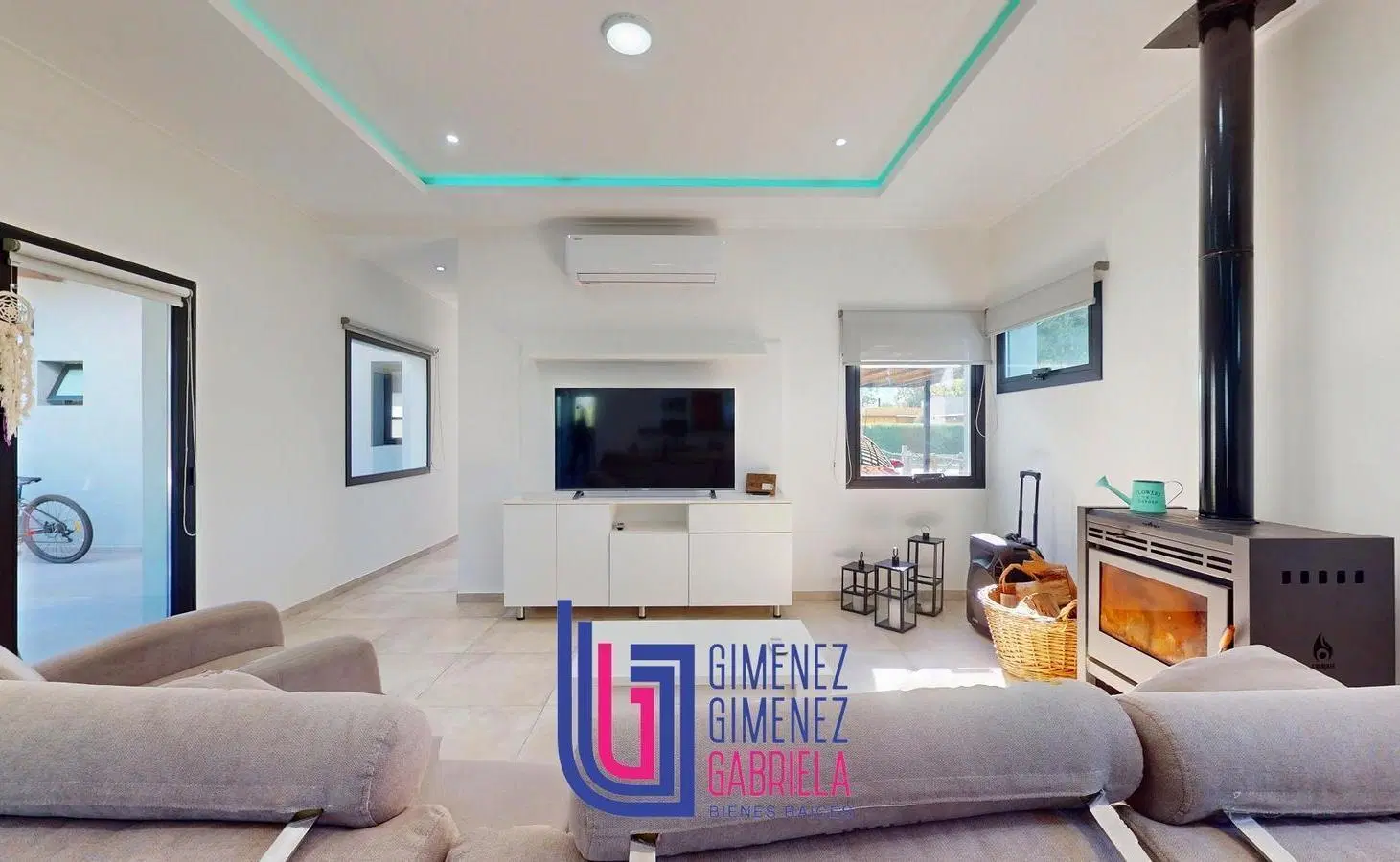 Casa 2 dormitorios con pileta en Barrio Cerrado Las Carquejas 4