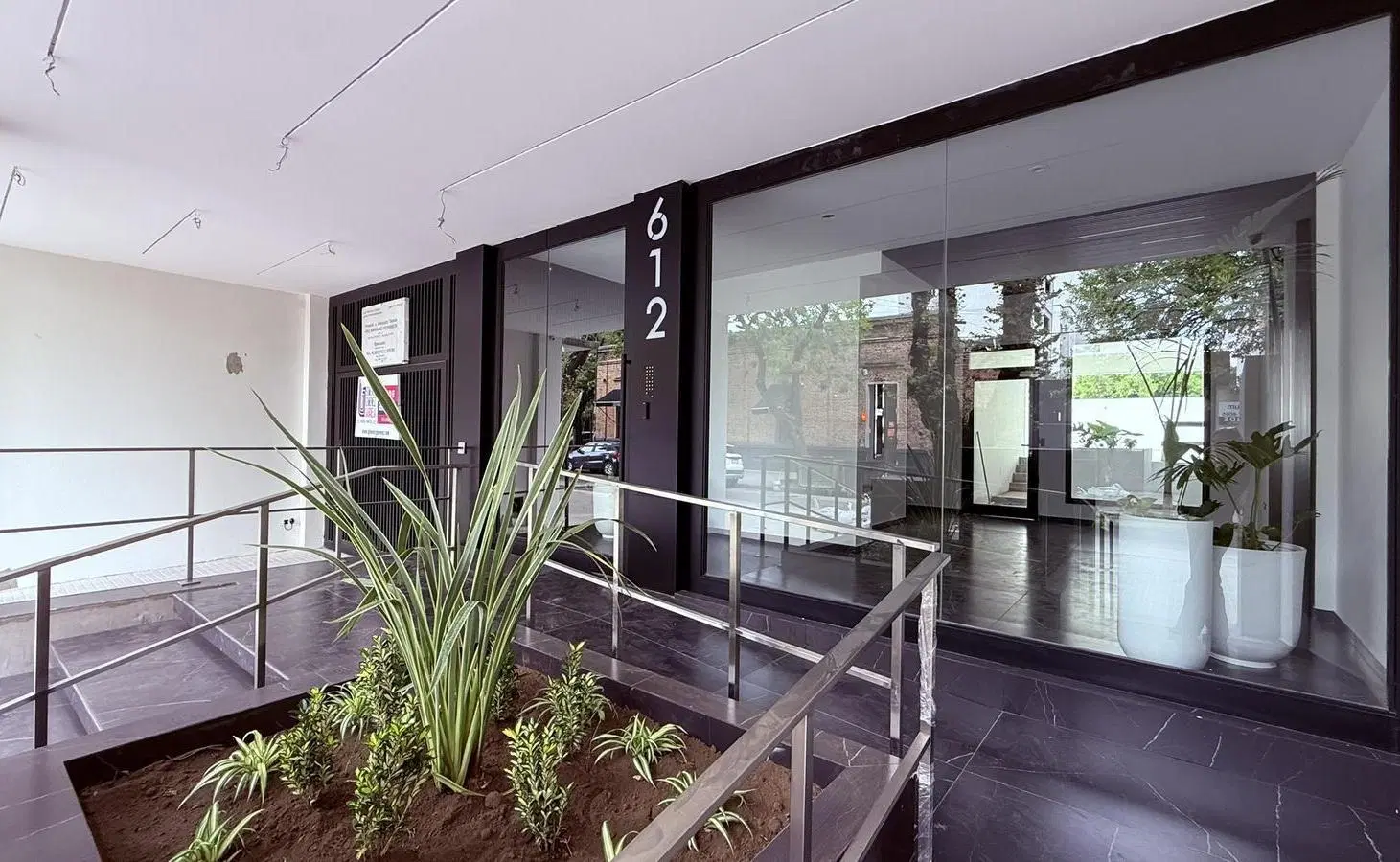 Departamento en La Plata semipiso de 2 dormitorios y 2 baños 2