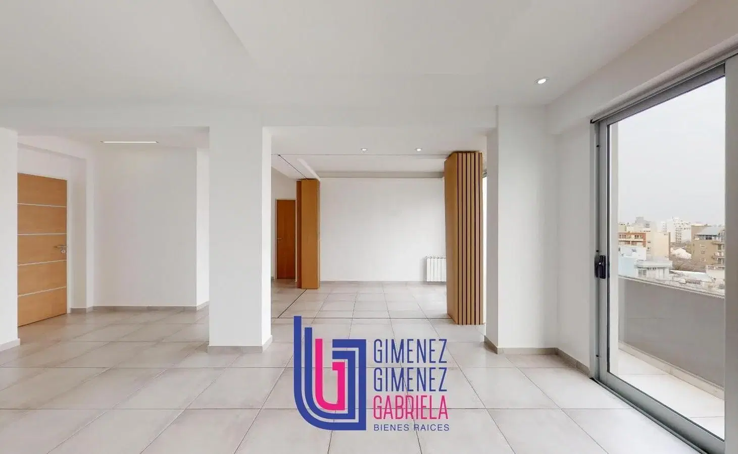 Departamento de 2 dormitorios con 2 cocheras 8