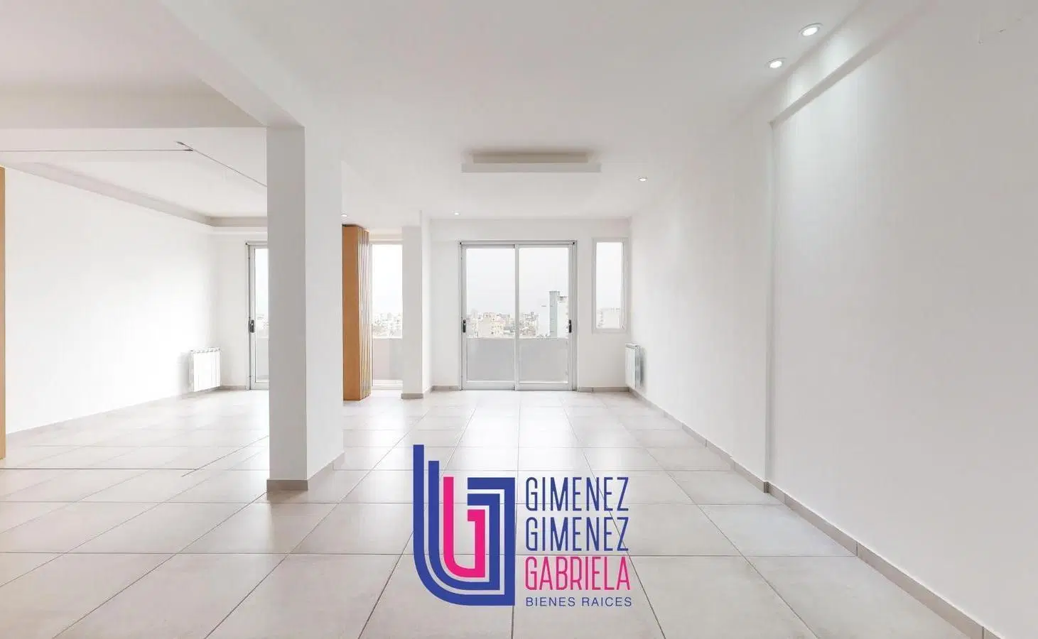 Departamento de 2 dormitorios con 2 cocheras 4