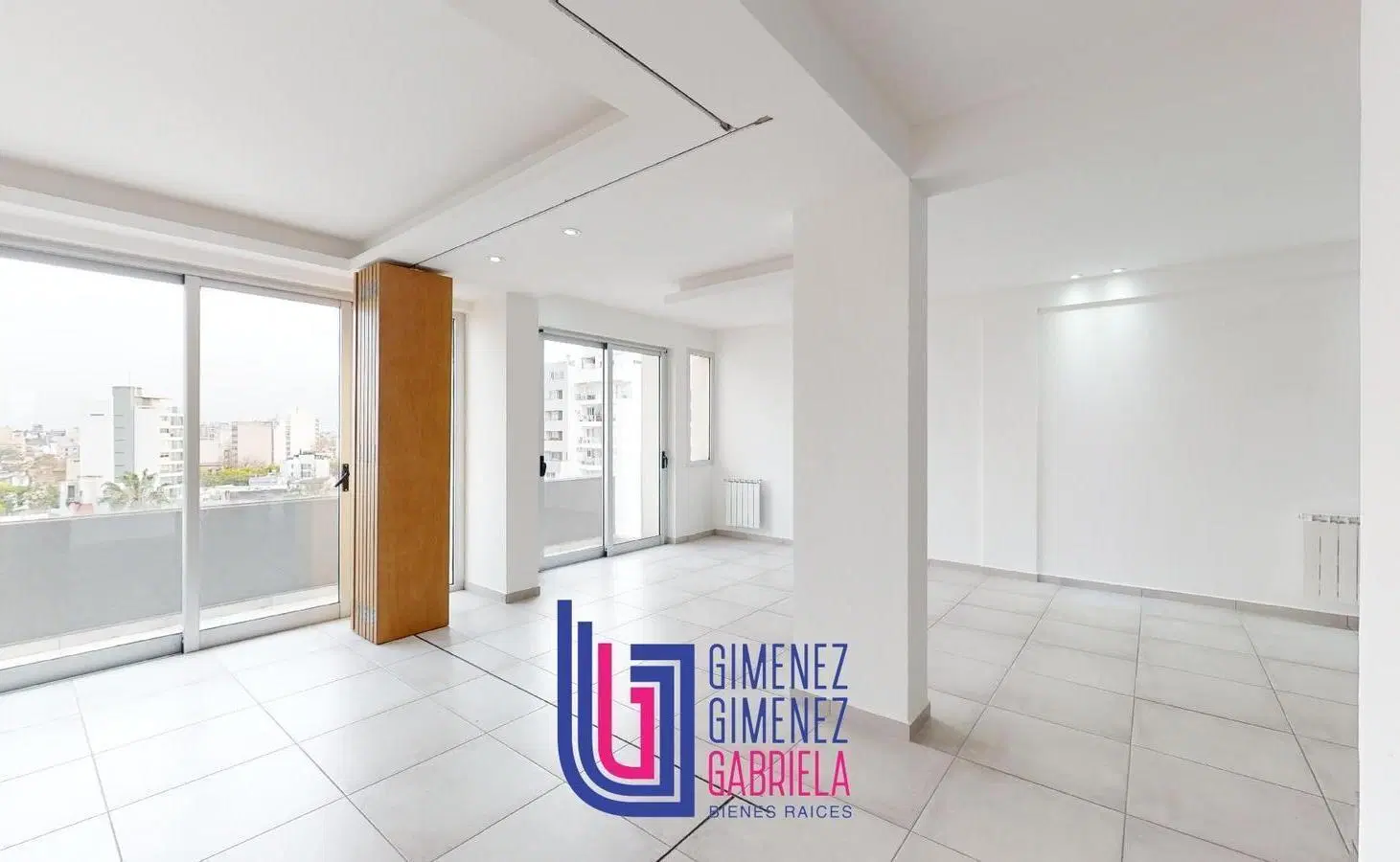Departamento de 2 dormitorios con 2 cocheras 3
