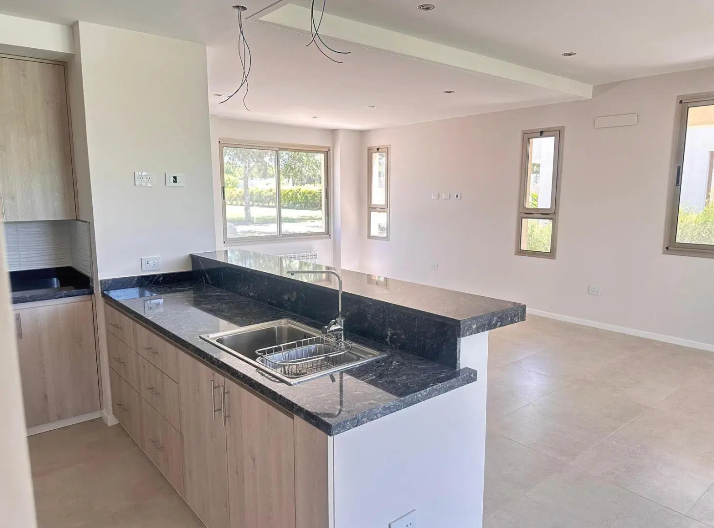 Casa a estrenar en Haras del sur 2 5