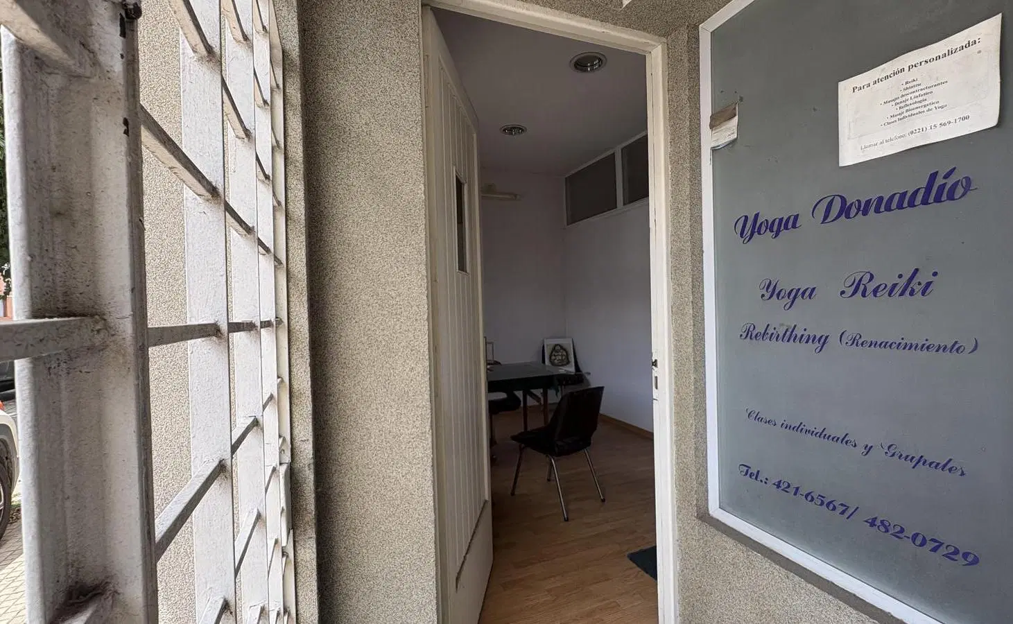 Casa Apta Destino Comercial - consultorios, gimnasio, salon belleza - La Plata 5
