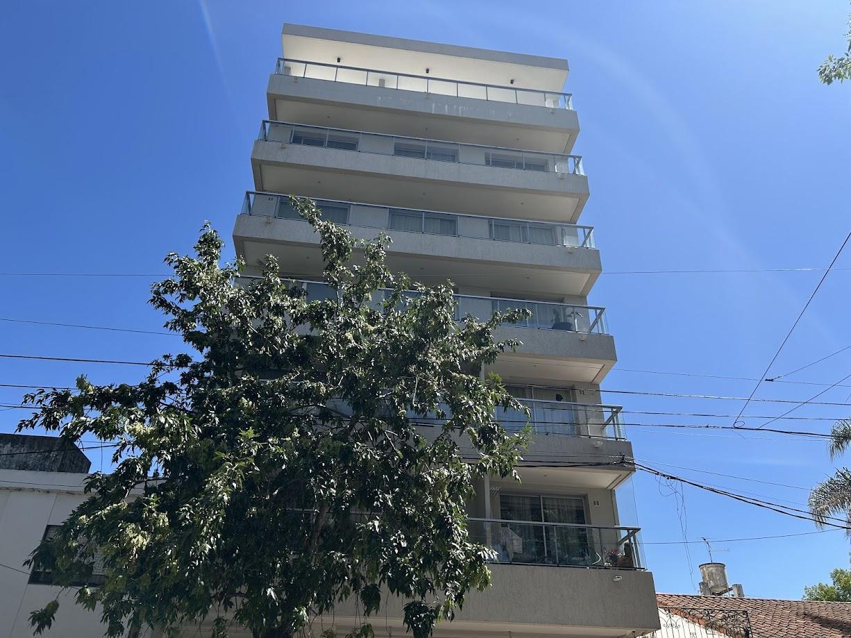 Departamento en venta - La Plata