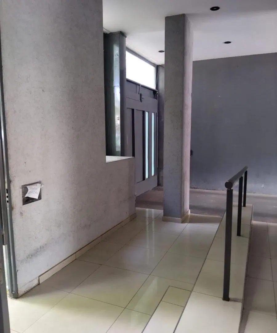 Cochera en venta - La Plata 3