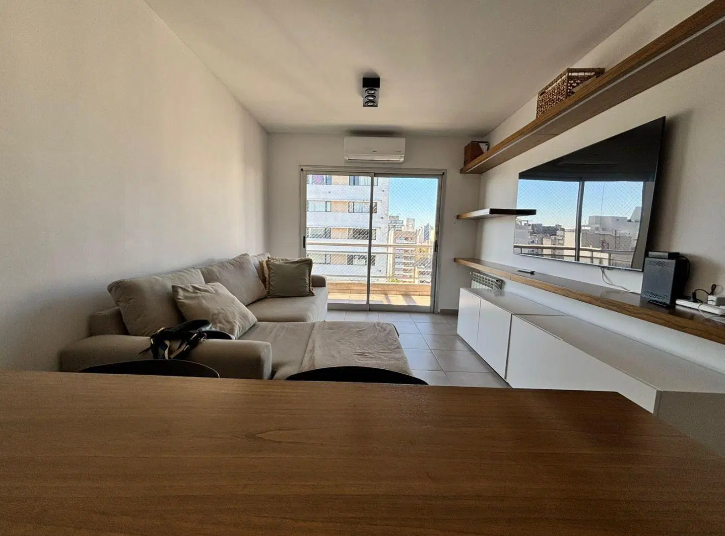 Venta de Departamento en el casco con cochera y baulera. 3