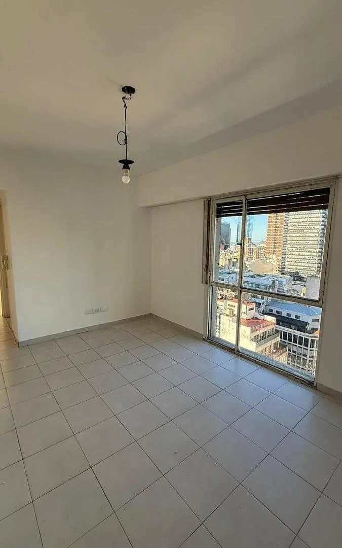 Departamento de 2 ambientes en Microcentro 4