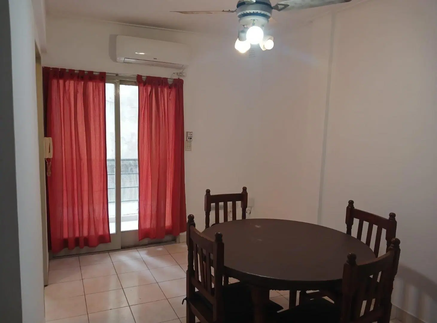 Departamento de 1 dormitorio en venta en La Plata 2