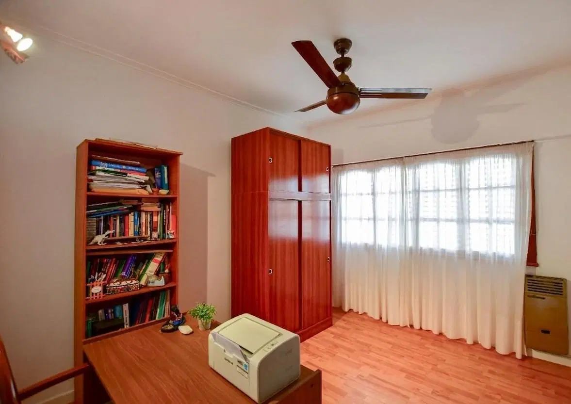 Casa de 3 dormitorios   parque   pileta   lote de 600 m² 4