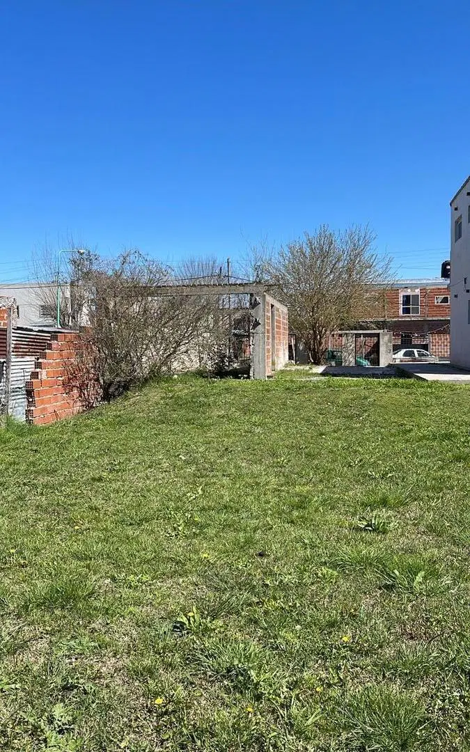 Terreno en venta en camino Regatas 2