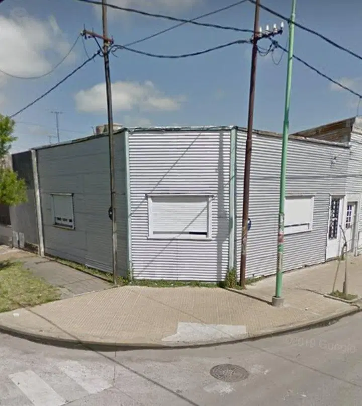 Terreno en centro de Ensenada con casa a demoler 3