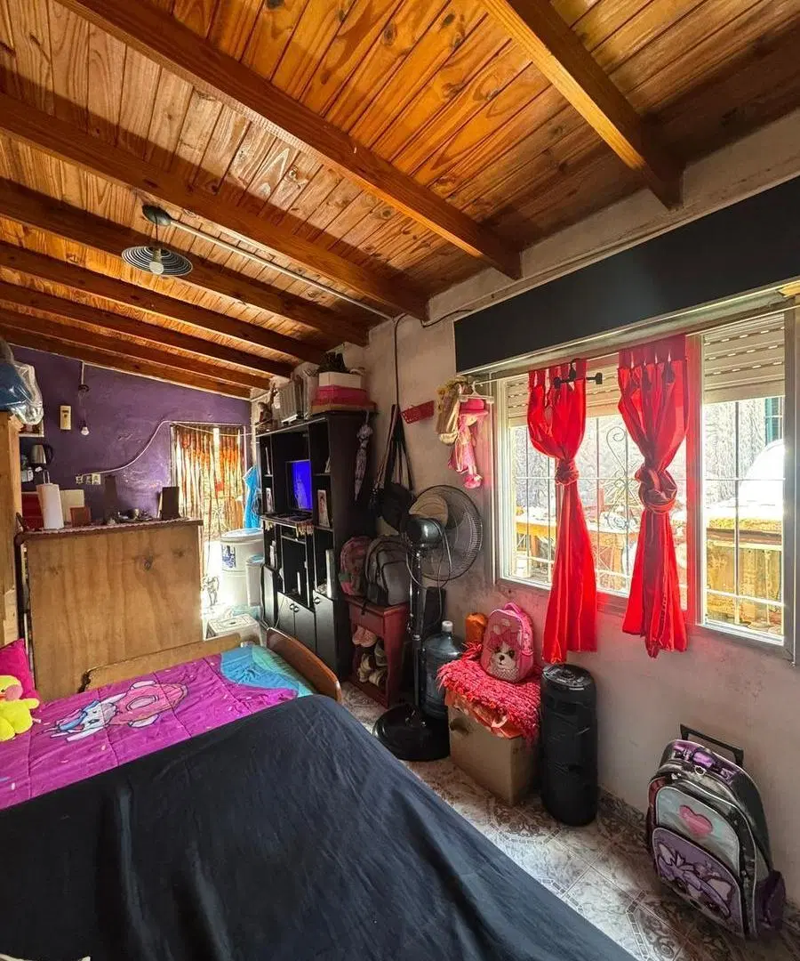 Casa en venta barrio ypf 5
