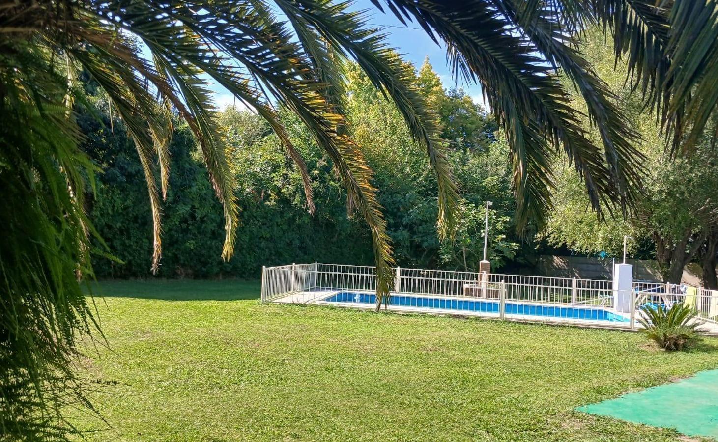 finca en barrio los naranjos
