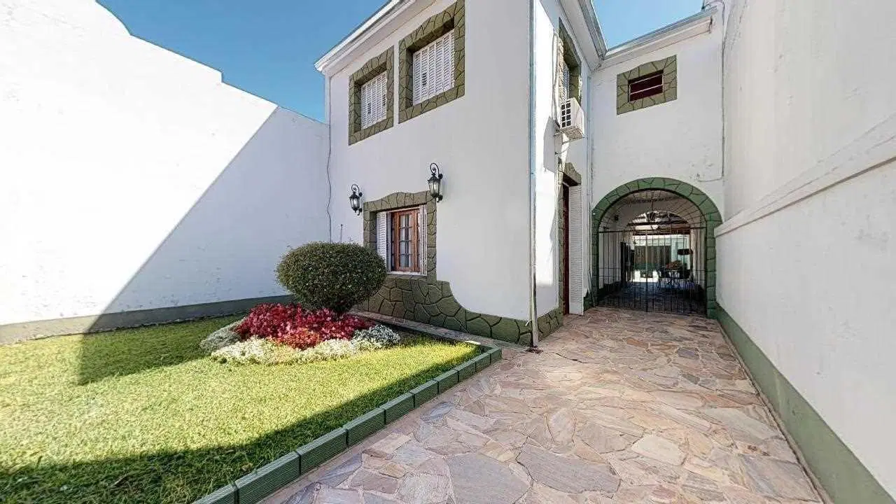 CASA DE CATEGORIA EN VENTA EN CENTRO DE ENSENADA 5