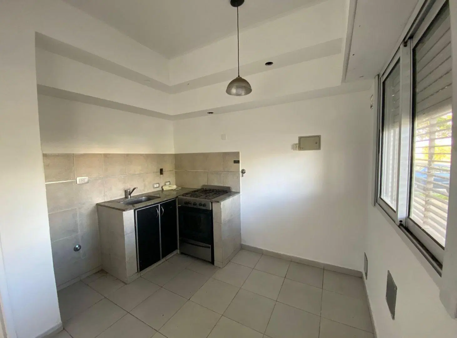Departamento MONOAMBIENTE AMPLIO DIVIDIDO CON HABITACION 2